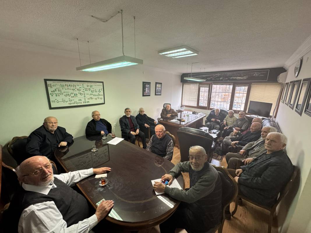 Okul arkadaşları 65 yıl sonra buluştu 1